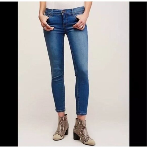 Free People Denim - Free People Retro Mid Rise Size 28 Streetwear School Skinny Jeans Medium Wash